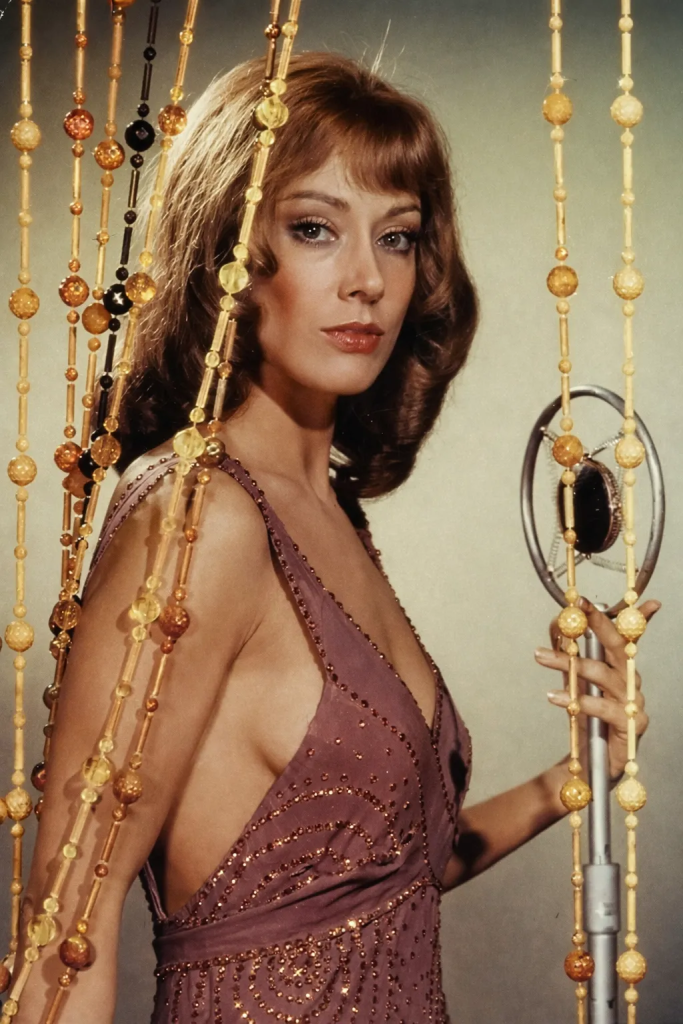 A Quiet Presence That Never Faded: The Actress Who Proved Subtlety Could Steal the Scene