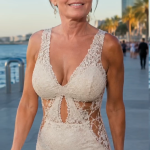 Sarah Palin, 61, F1aunts Her Huge S1ze In New B1k1ni Photos 📸